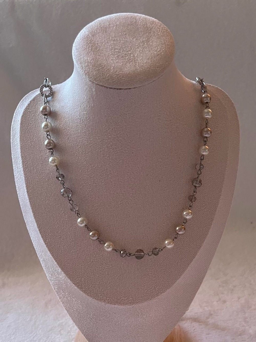 Elegant Charming Charlie Pearl & Crystal Long Necklace - Picture 3 of 6